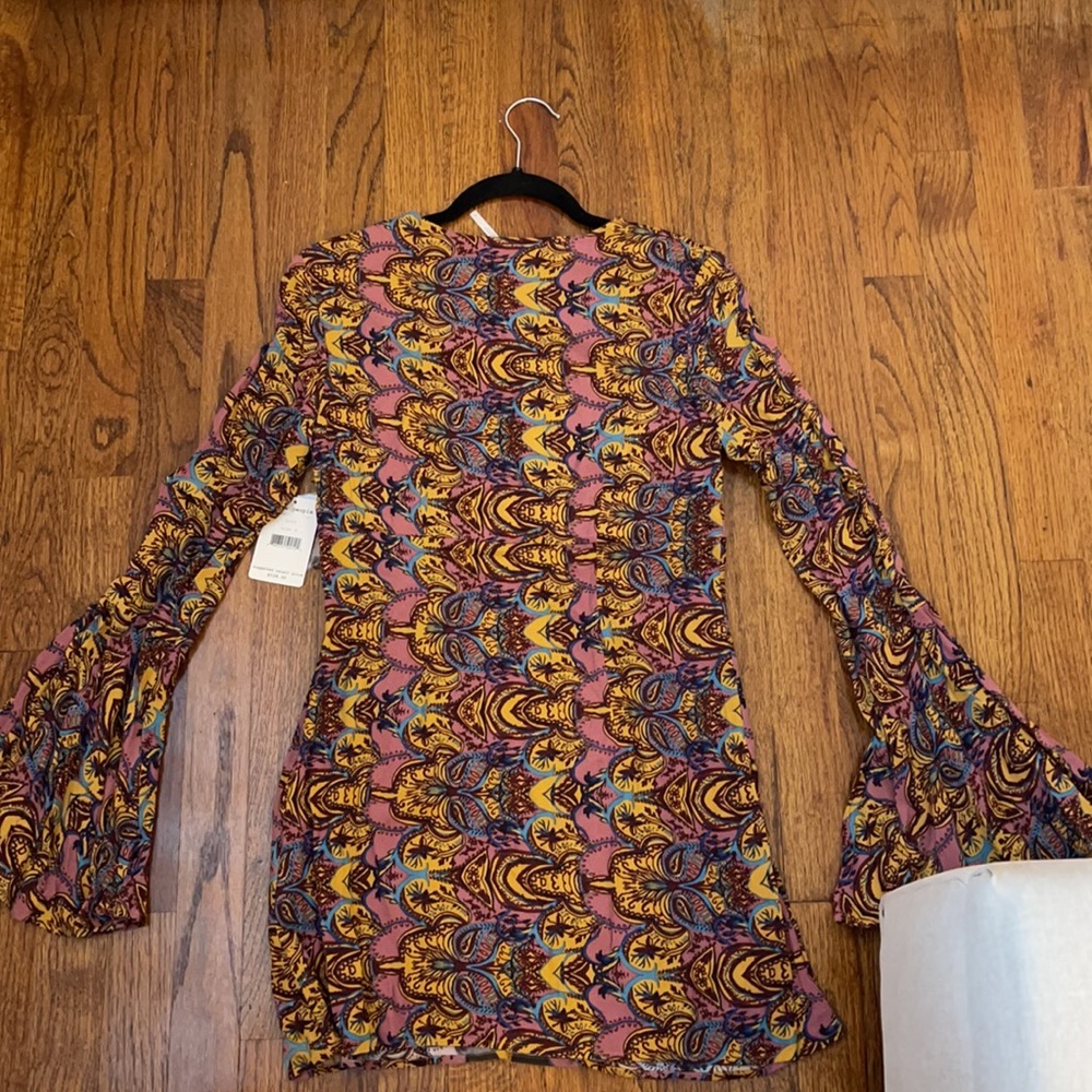 Free People mini long flared sleeves - Picture 2 of 4